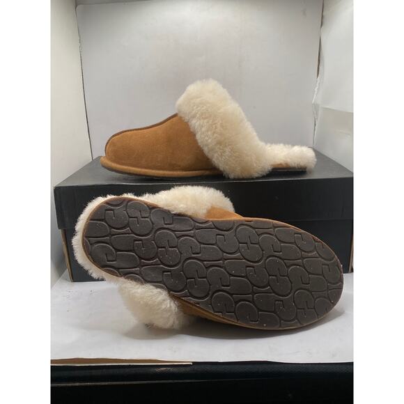 UGG 1106872 Scuffette II (women) Size 8 - Picture 10 of 10